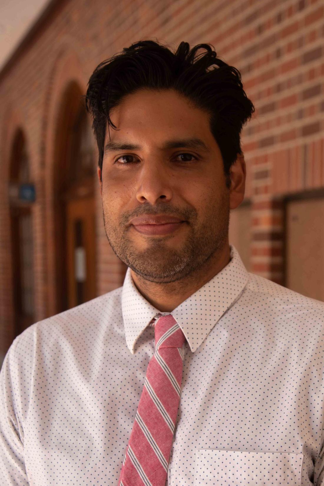 Oscar Hernandez Faculty Profile